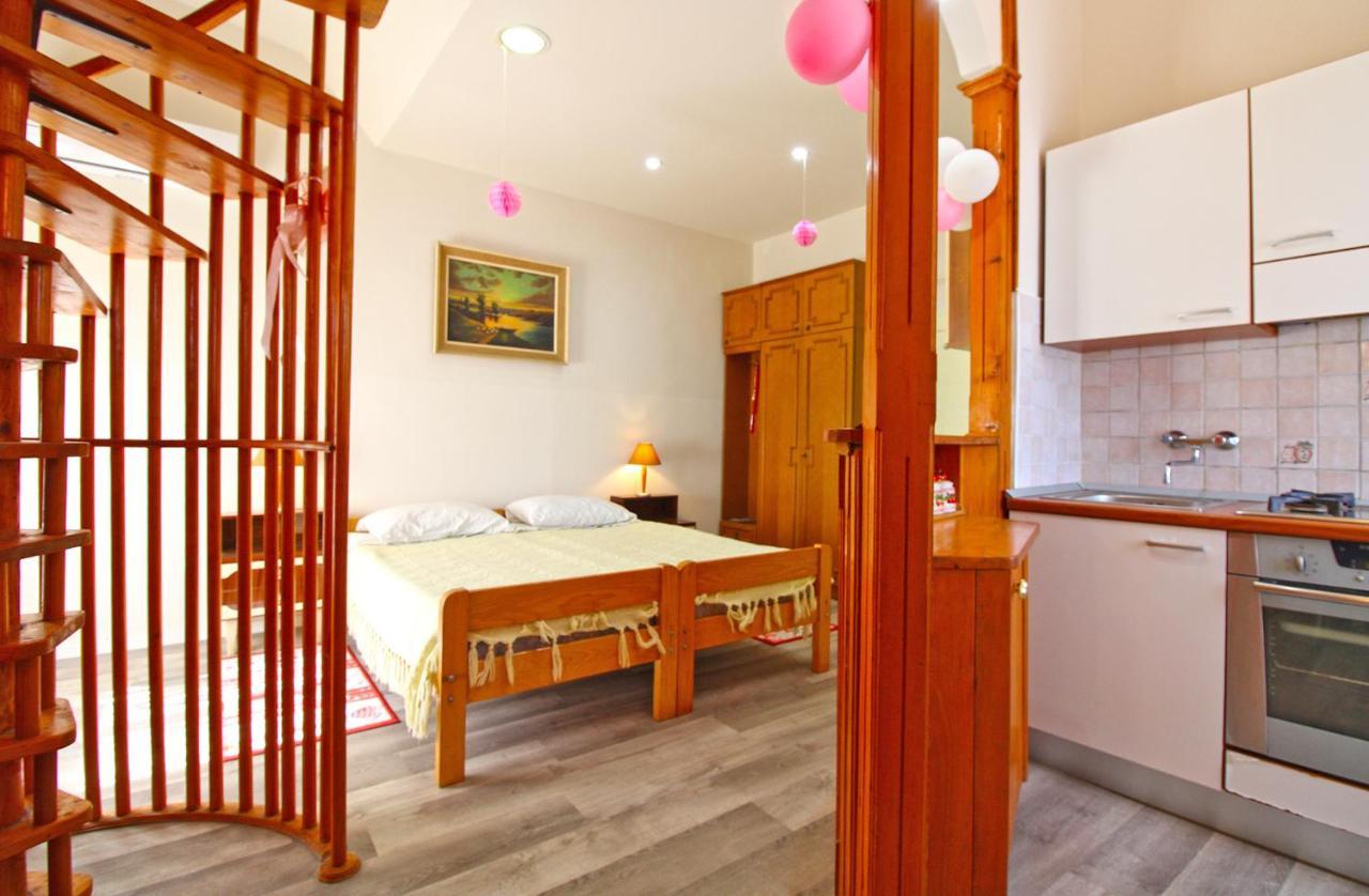 Apartment Diego 2160 Pula Zewnętrze zdjęcie